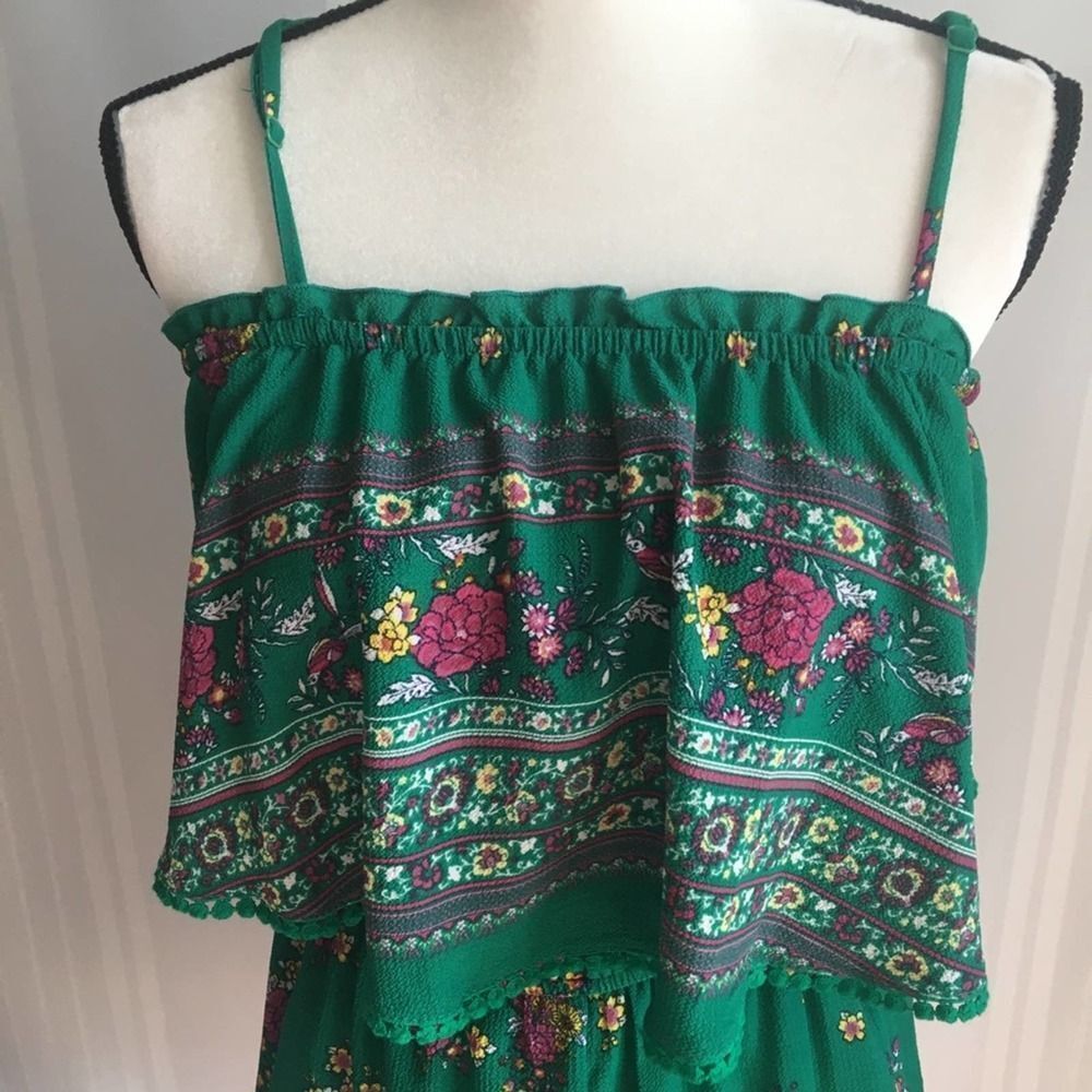 miami Ruffle Floral Romper Sleeveless Green Medium Spaghetti Straps Francesca's - Picture 2 of 10